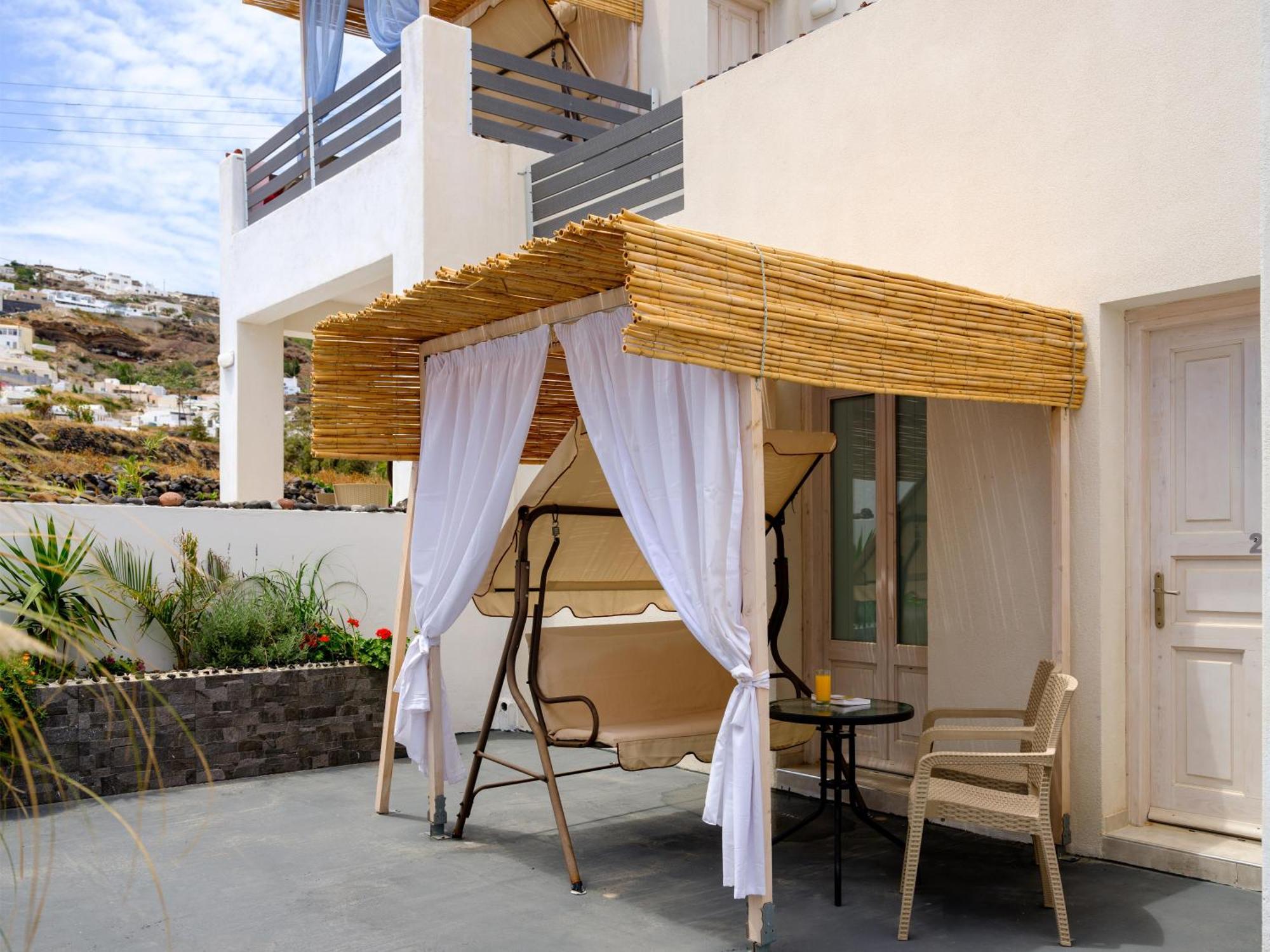 Nalu Suites Φηρά Εξωτερικό φωτογραφία